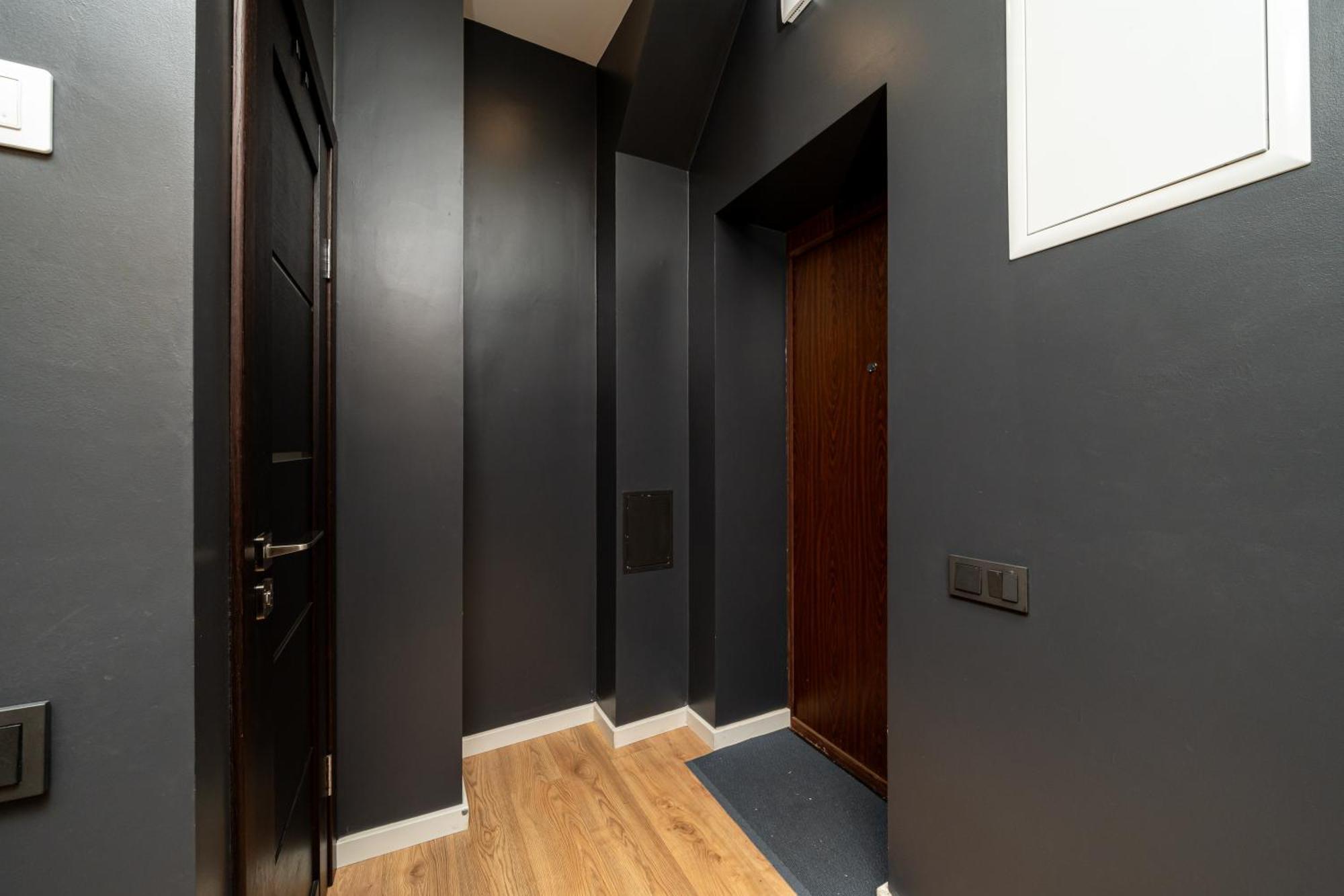 Lienes Iela Gem 1Br Apartment With Fireplace In Historic Unesco Center Riga Esterno foto